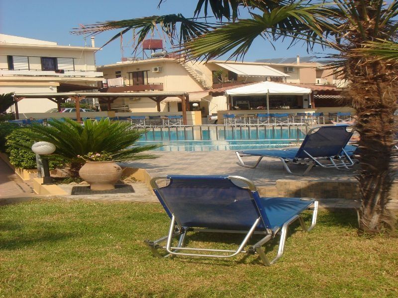Agia Marina Dias Hotel Apartments المظهر الخارجي الصورة